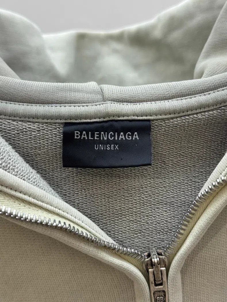 Balenciaga Balenciaga Sweatshirt Size US S / EU 44-46 / 1 - 7 Thumbnail