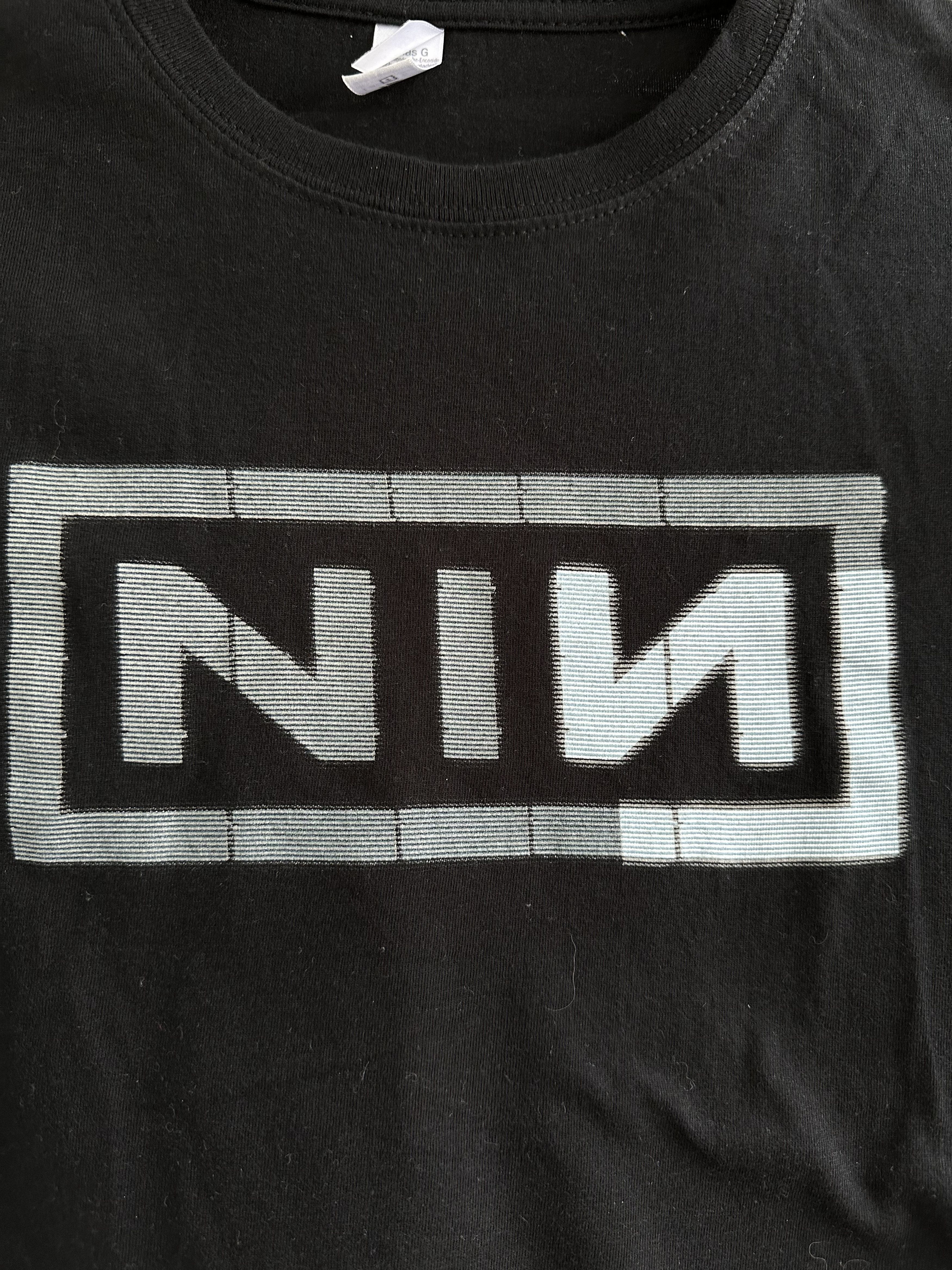 Band Tees nine inch nails band vintage t shirt Size S / US 4 / IT 40 - 2 Thumbnail