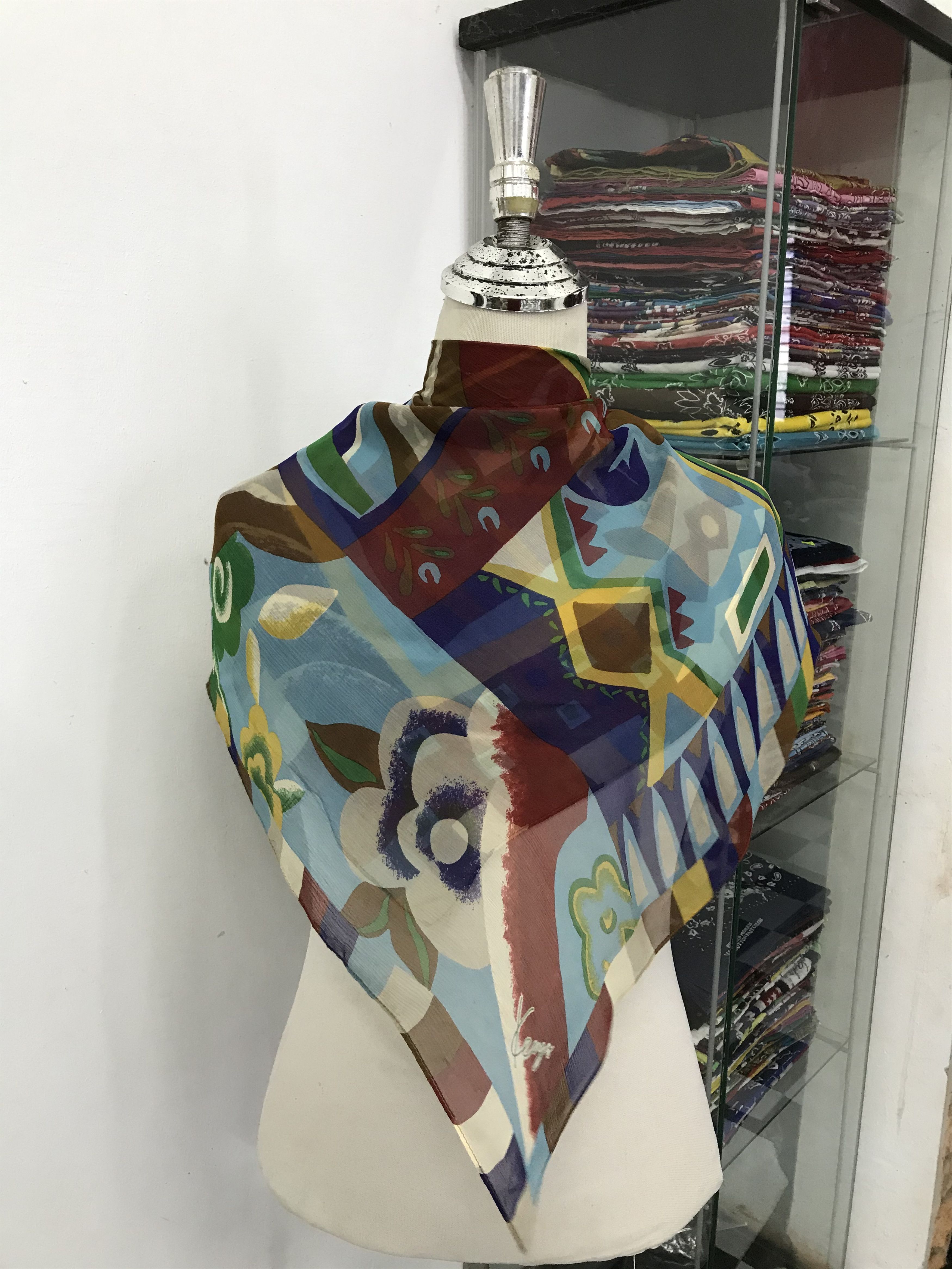 Vintage Vintage Kenzo Silk Scarf Size ONE SIZE - 1 Thumbnail