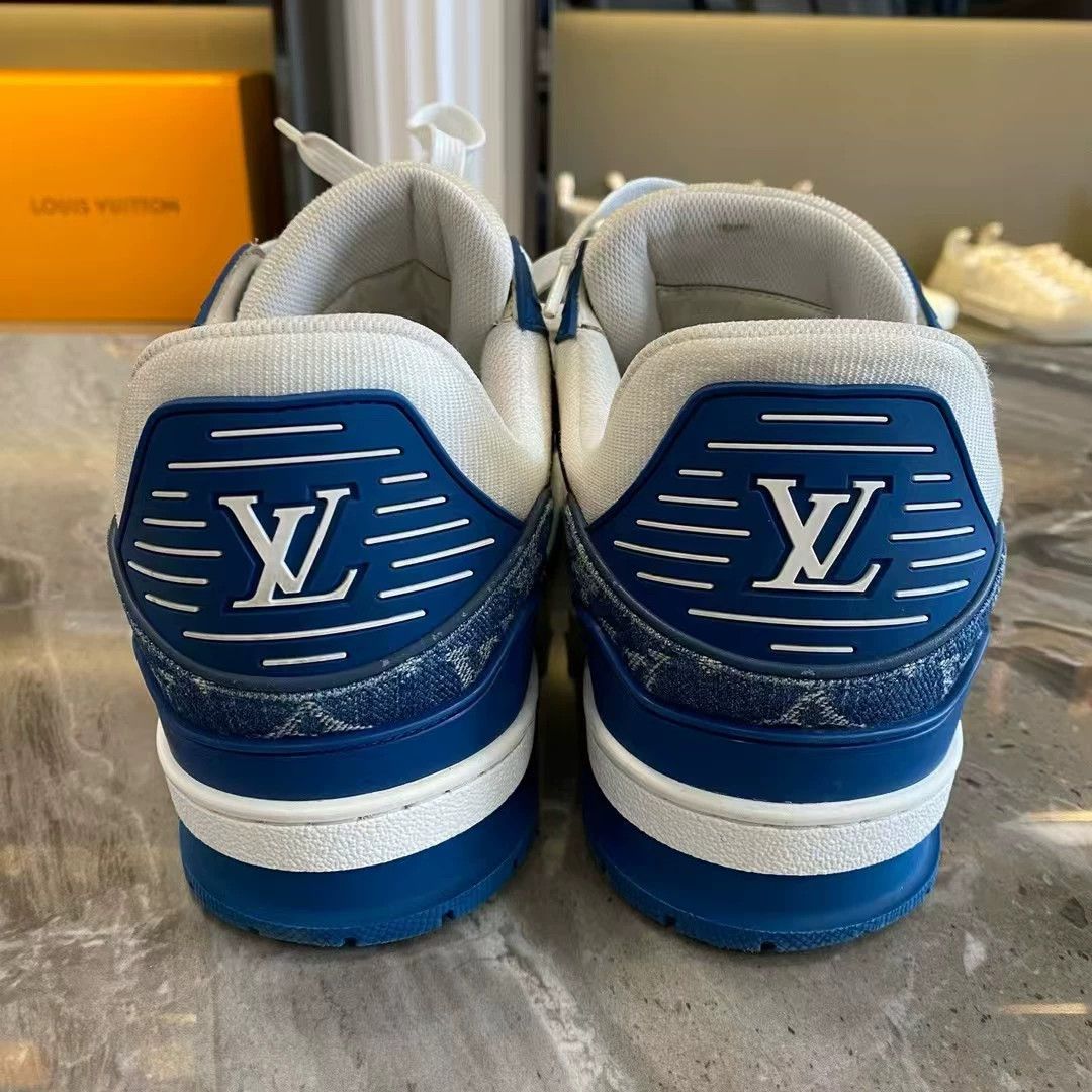 Louis Vuitton LOUIS VUITTON Trainer, white and blue Size US 10 / EU 43 - 2 Thumbnail