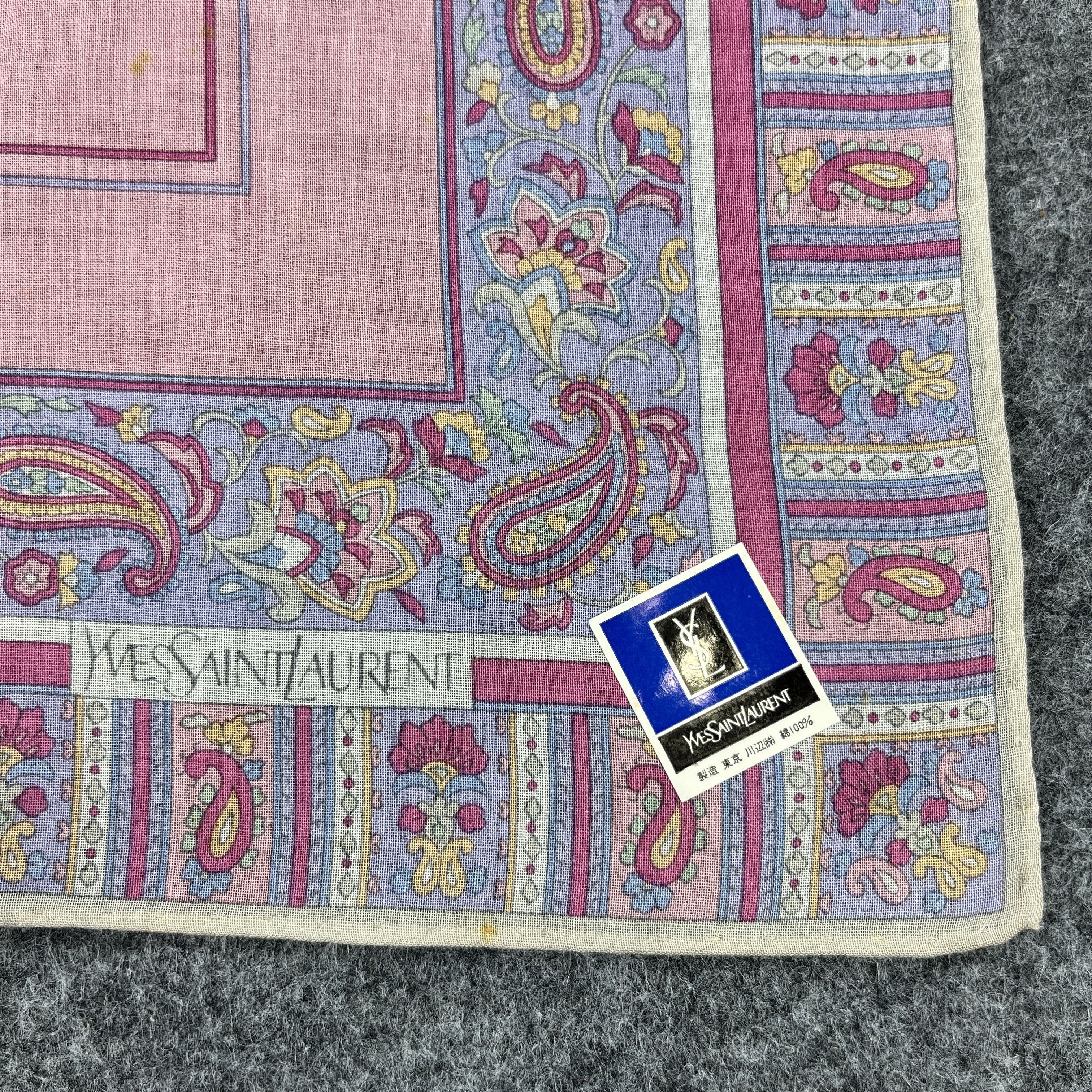 Vintage Yves Saint Laurent Handkerchief / Bandana / Neckerchief B627 Size ONE SIZE - 3 Thumbnail