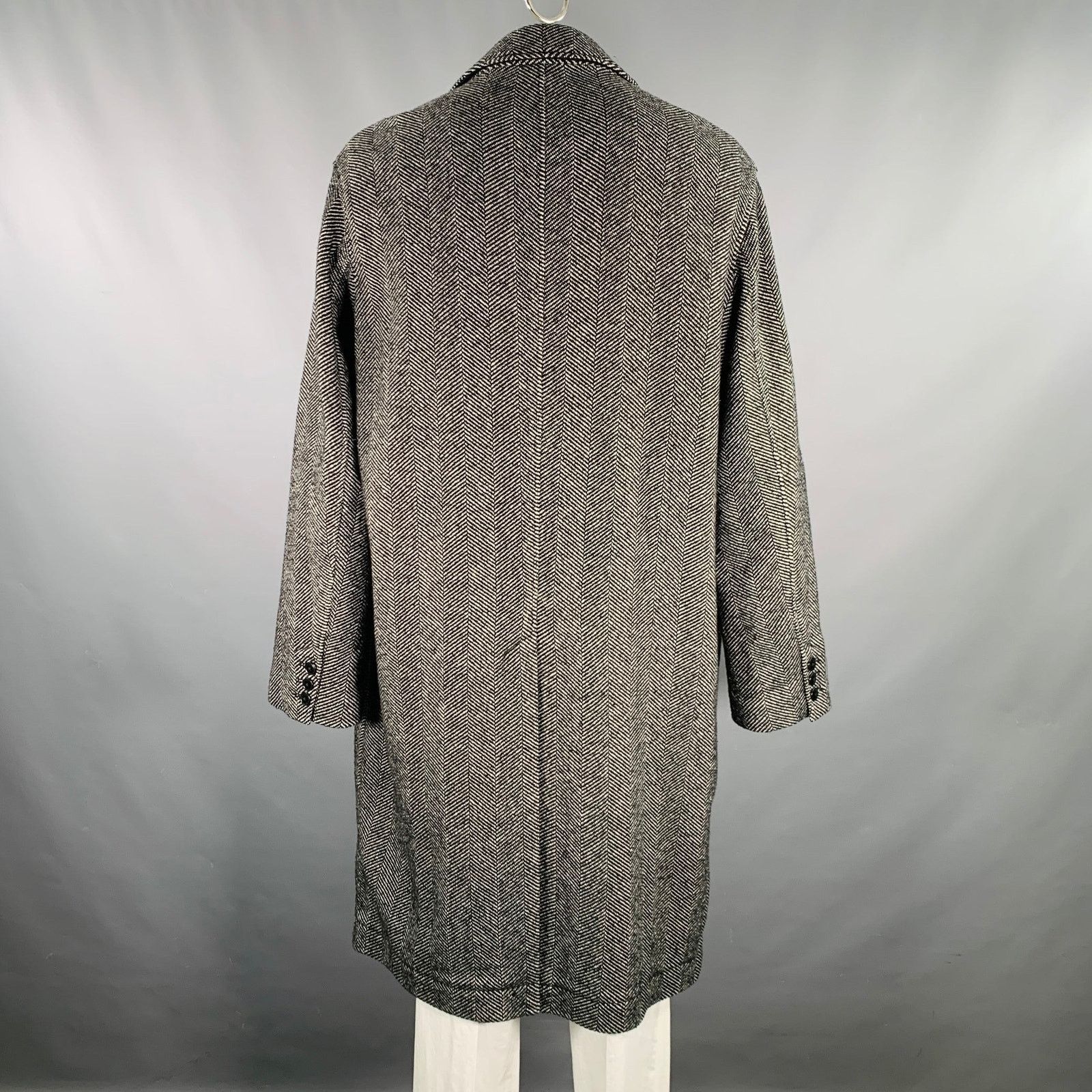 Ted Baker TED BAKER Size XXXL Black White Herringbone Wool Blend Coat Size US XXL / EU 58 / 5 - 3 Thumbnail