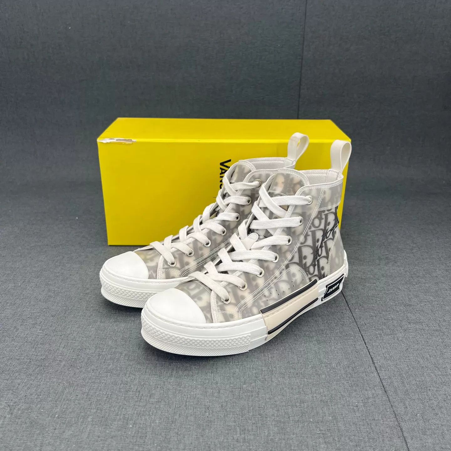 Dior Dior B23 Black & White Hi-Top 37 99 New Sneakers Size US 6.5 / IT 36.5 - 1 Thumbnail