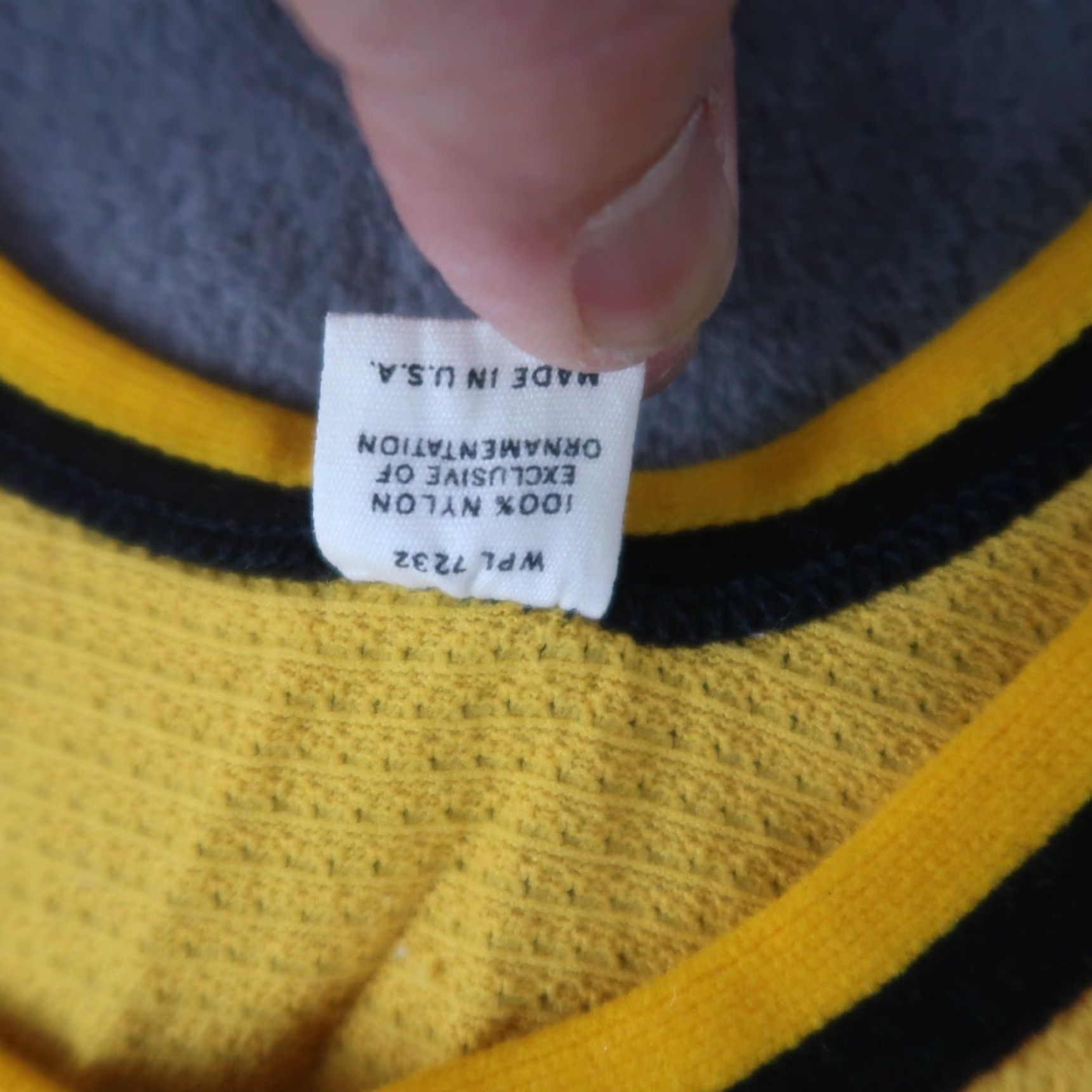 Vintage VINTAGE Russell Basketball Jersey 60s Yellow Large L Mens Tank Shirt Nylon Jersey Sleeveless Pullover Round Neck Activewear Size US L / EU 52-54 / 3 - 5 Thumbnail