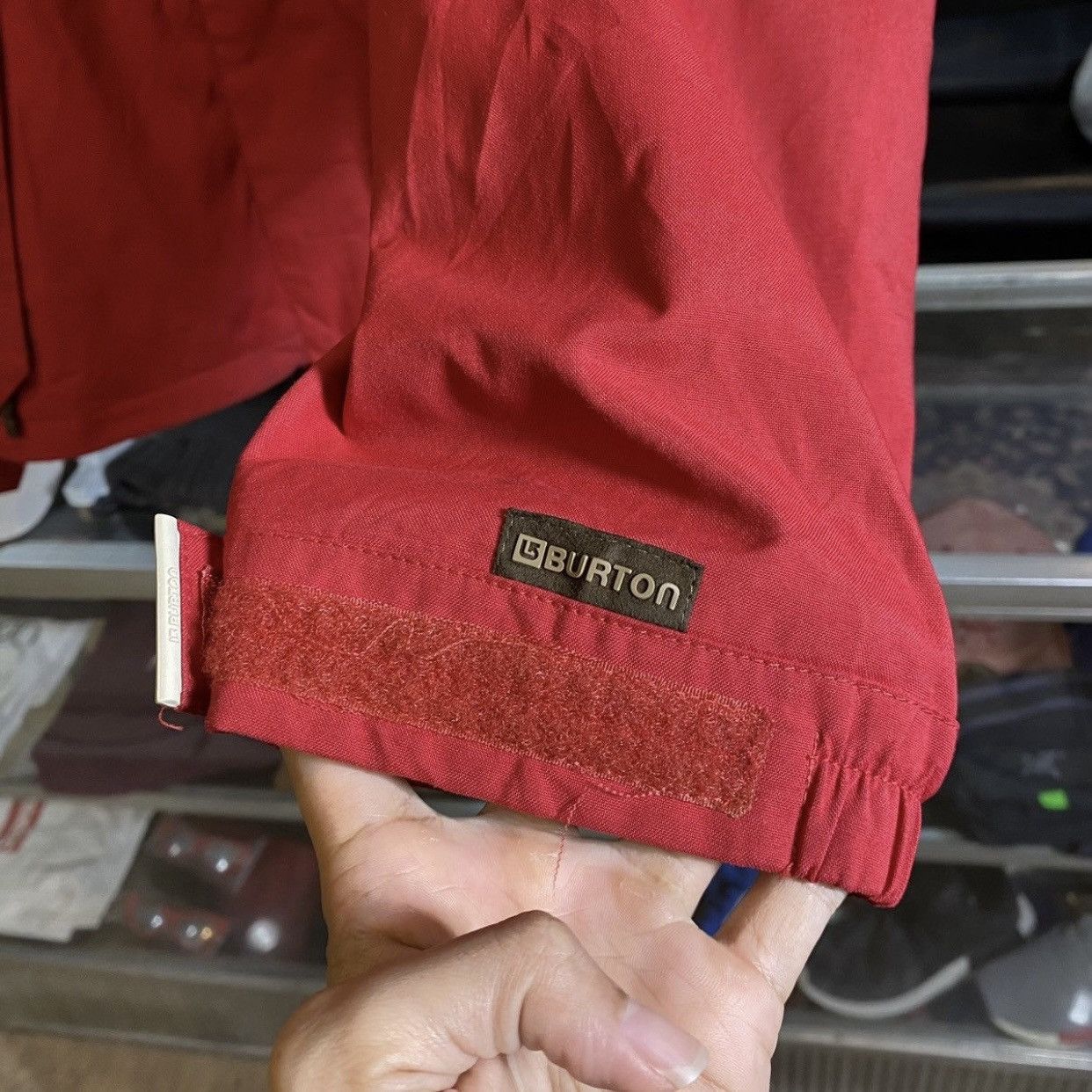 Burton Burton Ronin multi-pocket red snowboarding jackets Size US L / EU 52-54 / 3 - 6 Thumbnail