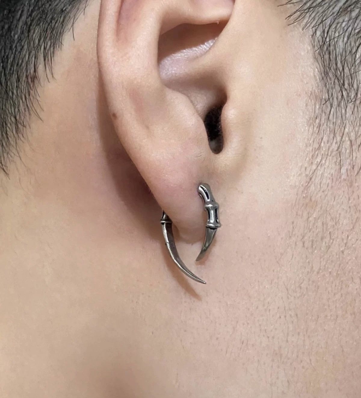 Japanese Brand × Vintage Avant garde punk claw bone earrings Size ONE SIZE - 2 Thumbnail