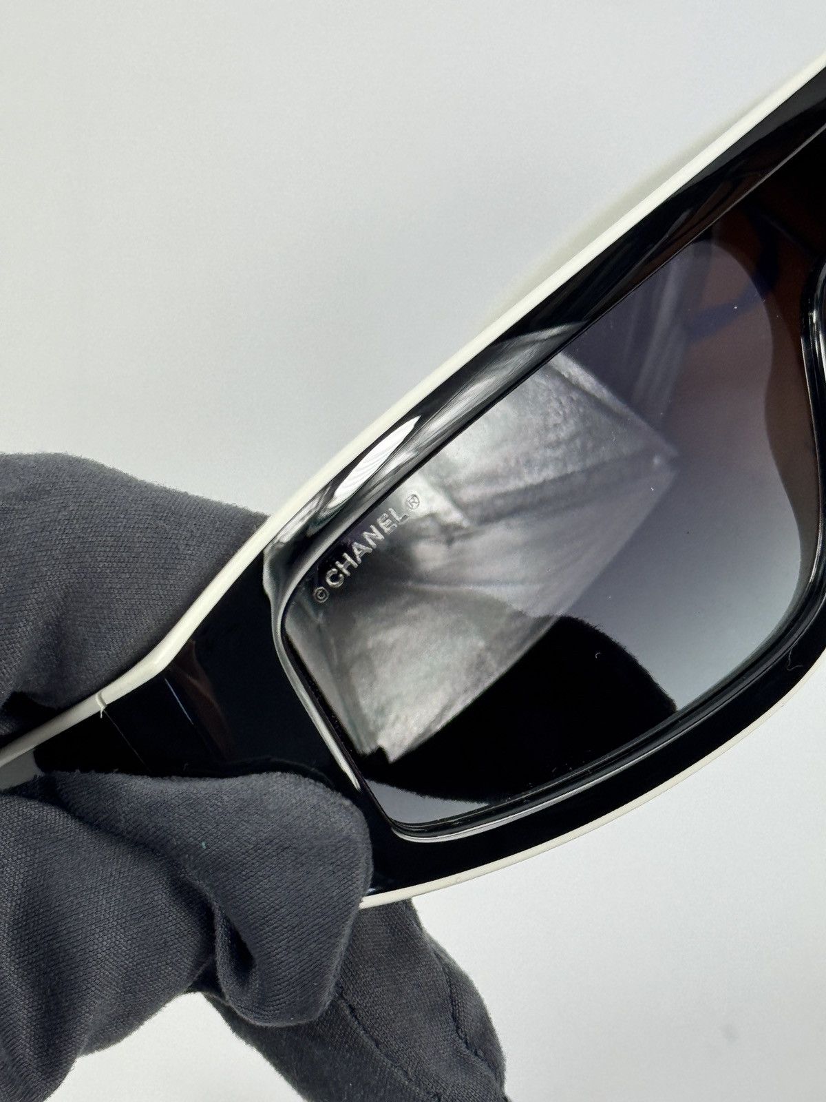 Chanel CHANEL SHIELD SUNGLASSES Size ONE SIZE - 6 Thumbnail