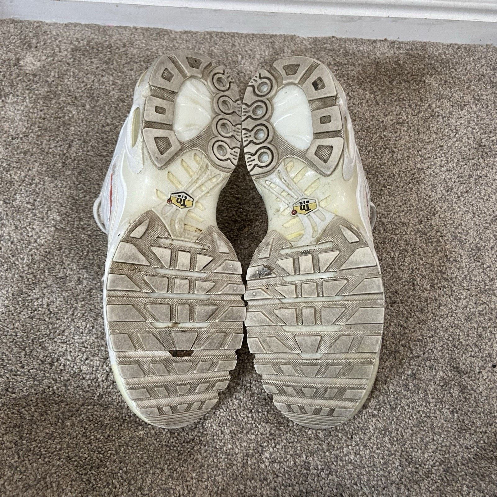 Nike Nike Supreme x Air Max Plus TN White Super Rare Size 9.5 Size US 9.5 / EU 42-43 - 6 Thumbnail