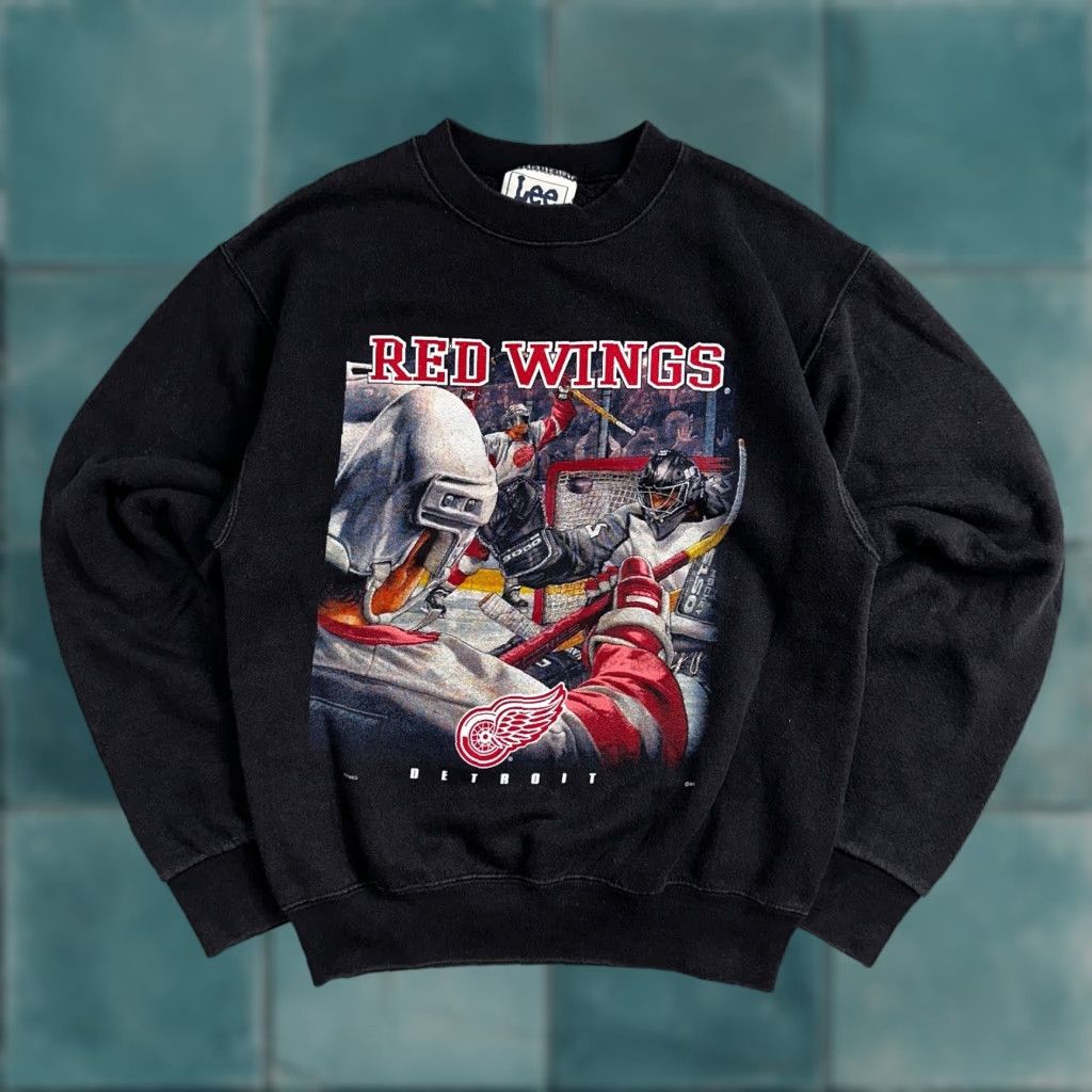 Lee VINTAGE Detroit Red Wings Sweatshirt Lee USA Made 90s NHL Men L Black Crewneck Pullover Size US L / EU 52-54 / 3 - 1 Thumbnail
