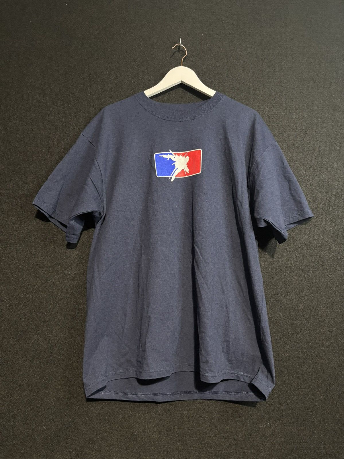 Gildan RARE 2004 XL Gundam Seed Anime T-Shirt Size US XL / EU 56 / 4 - 1 Thumbnail