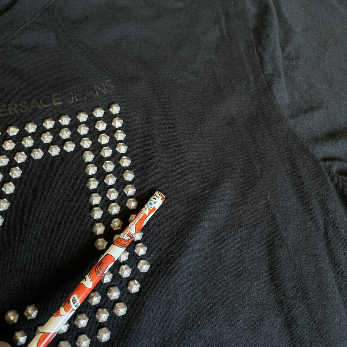 Versace Jeans Couture Versace Jeans Studded Monogram Logo T Shirt Black VJ Size US L / EU 52-54 / 3 - 12 Thumbnail