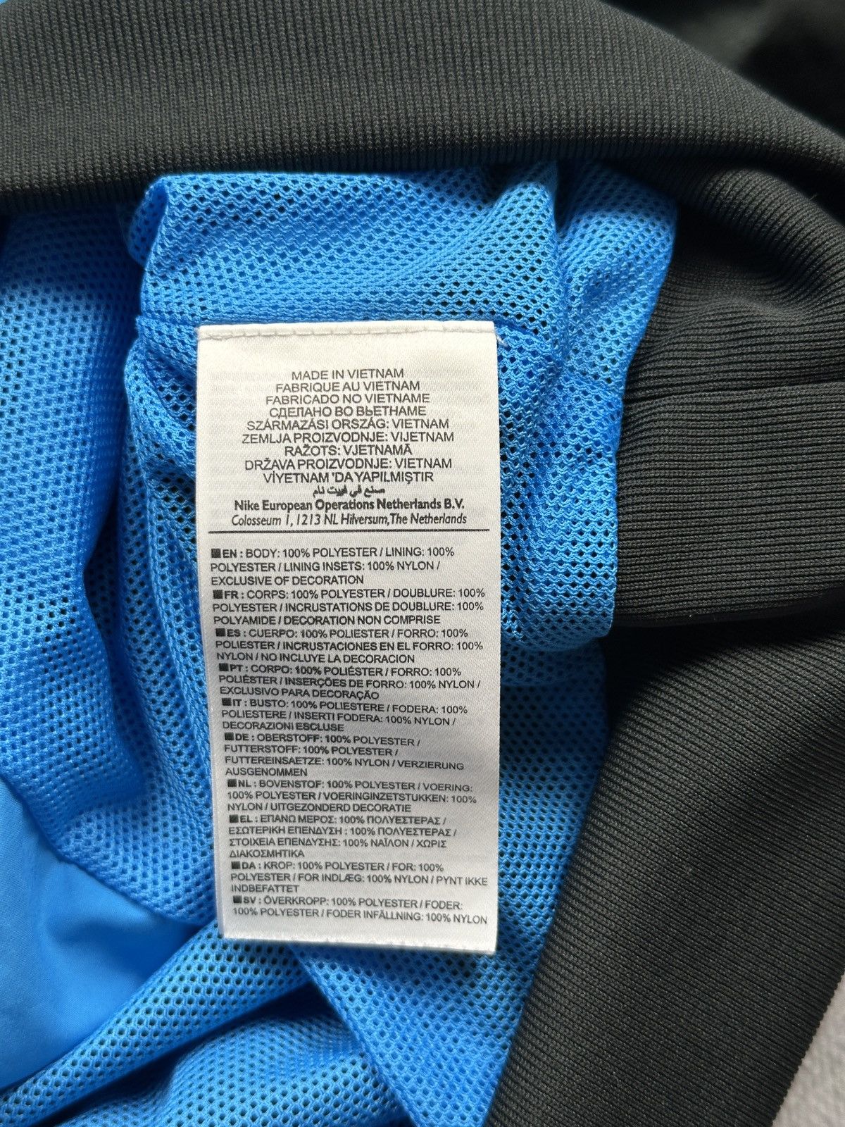 Nike Nike Vintage Zipper Black Jacket swoosh logo y2k 90s Zip-Up Size US XL / EU 56 / 4 - 8 Thumbnail