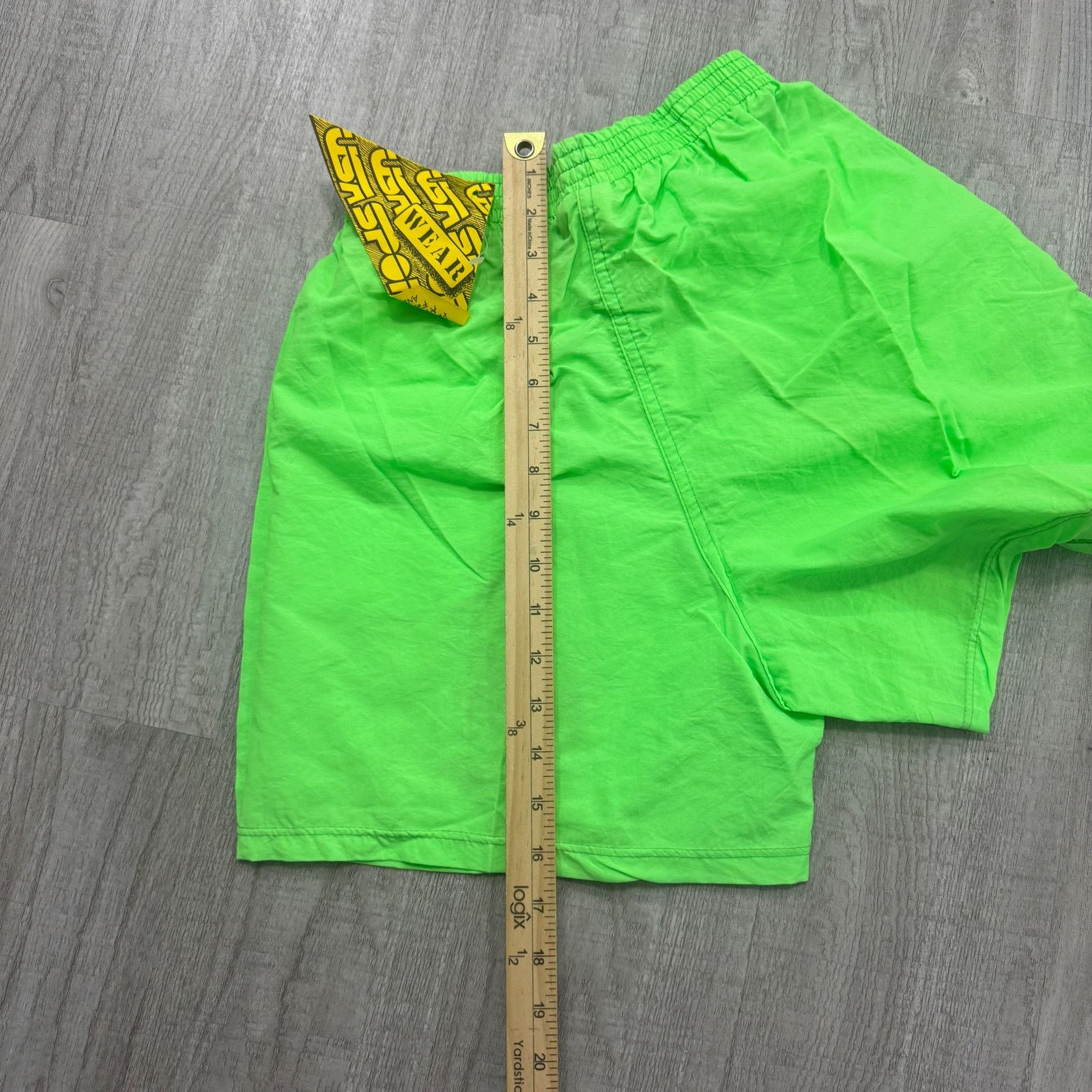Vintage NEW Vintage USA Sport Surf Shorts Mens Small Green 80s Size US 26 / EU 42 - 12 Thumbnail