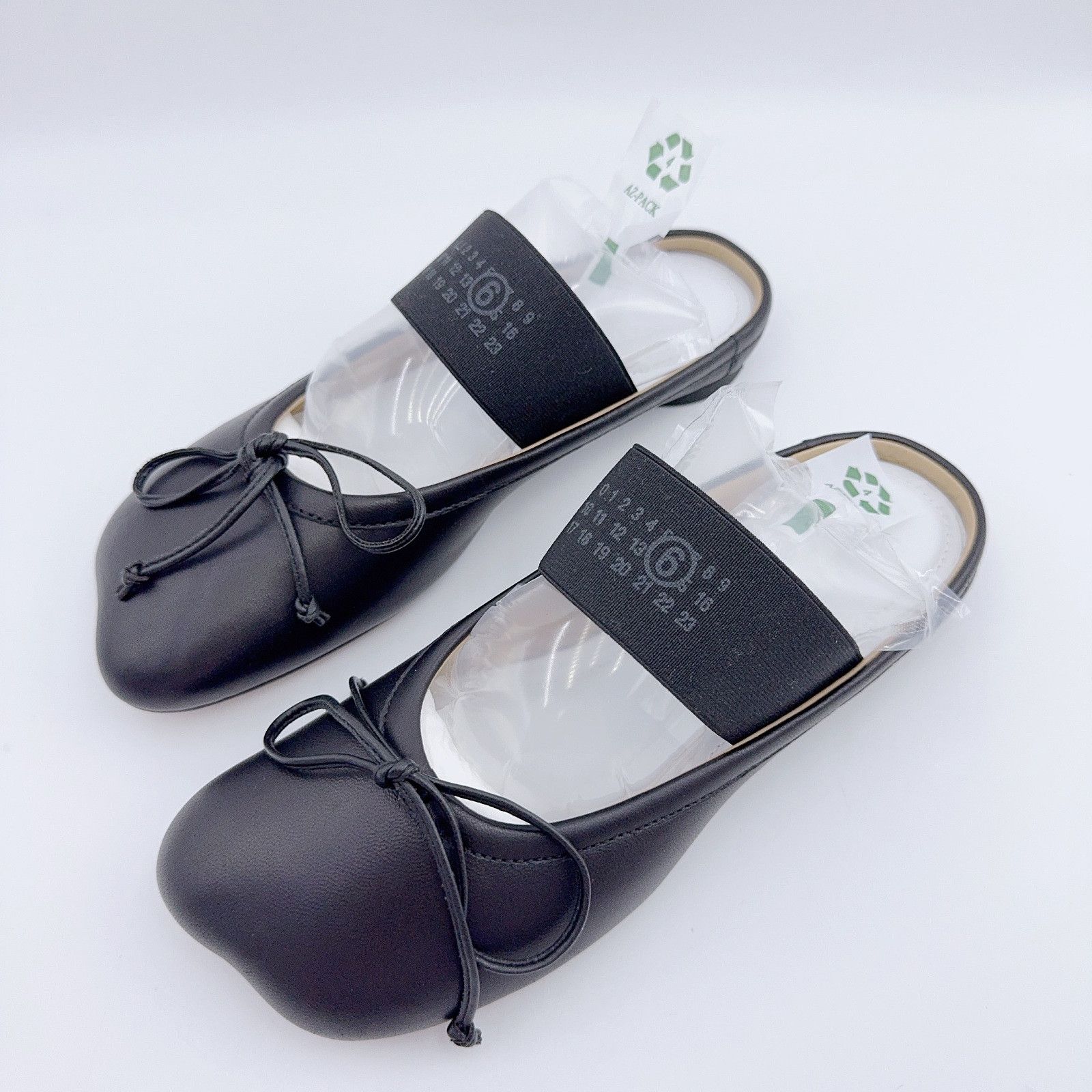 MM6 MM6 Maison Margiela Black Logo Elastic Ballet Flats 36 Size US 6 / IT 36 - 1 Thumbnail