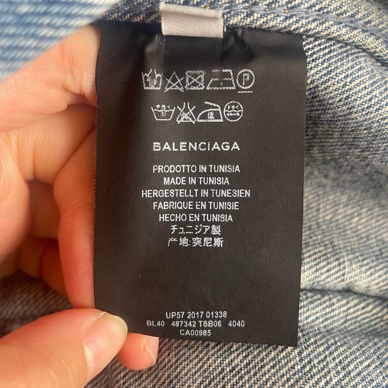 Balenciaga Balenciaga Coke Blue Destruction Denim Jacket Size US S / EU 44-46 / 1 - 5 Thumbnail