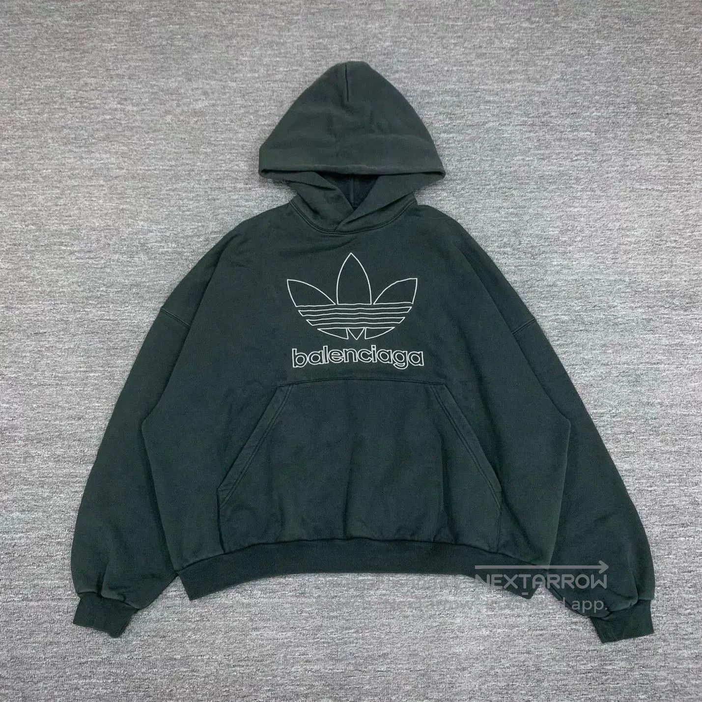 Balenciaga Balenciaga x Adidas Green Logo Hoodie. Size US S / EU 44-46 / 1 - 1 Thumbnail