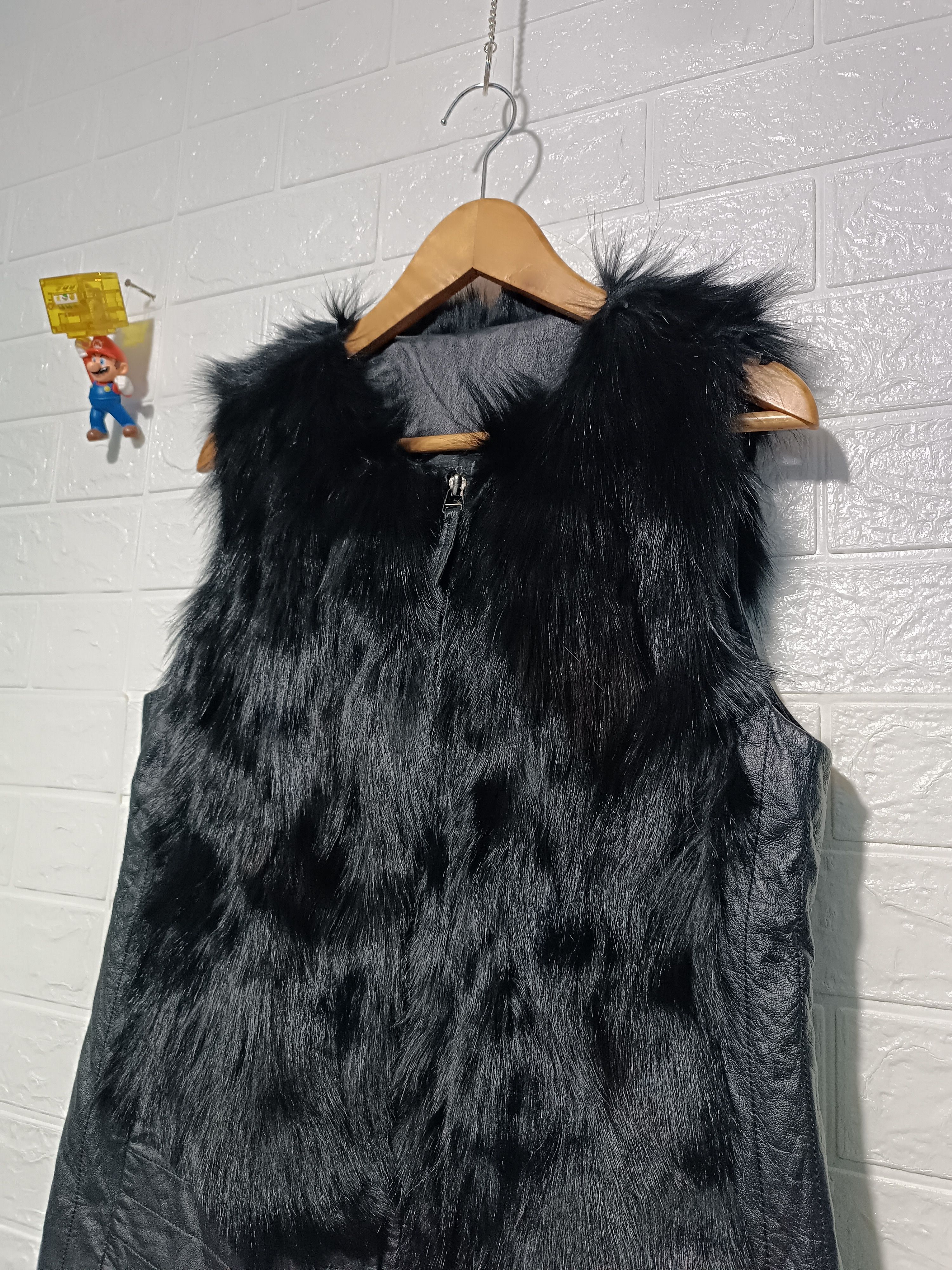 Beauty Beast Japanese Fur Fox Mink Leather Vest Size US M / EU 48-50 / 2 - 4 Thumbnail