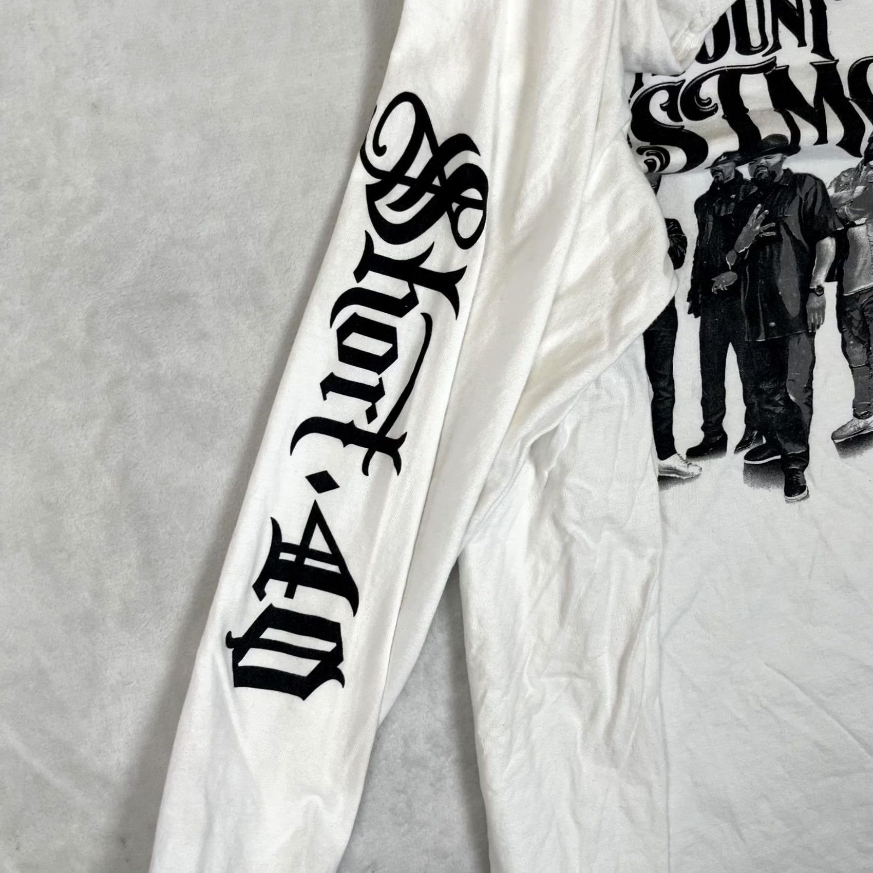 Vintage Mount Westmore Long Sleeve T-Shirt Mens 2XL White Graphic Print Hip Hop Rap Size US XXL / EU 58 / 5 - 7 Thumbnail