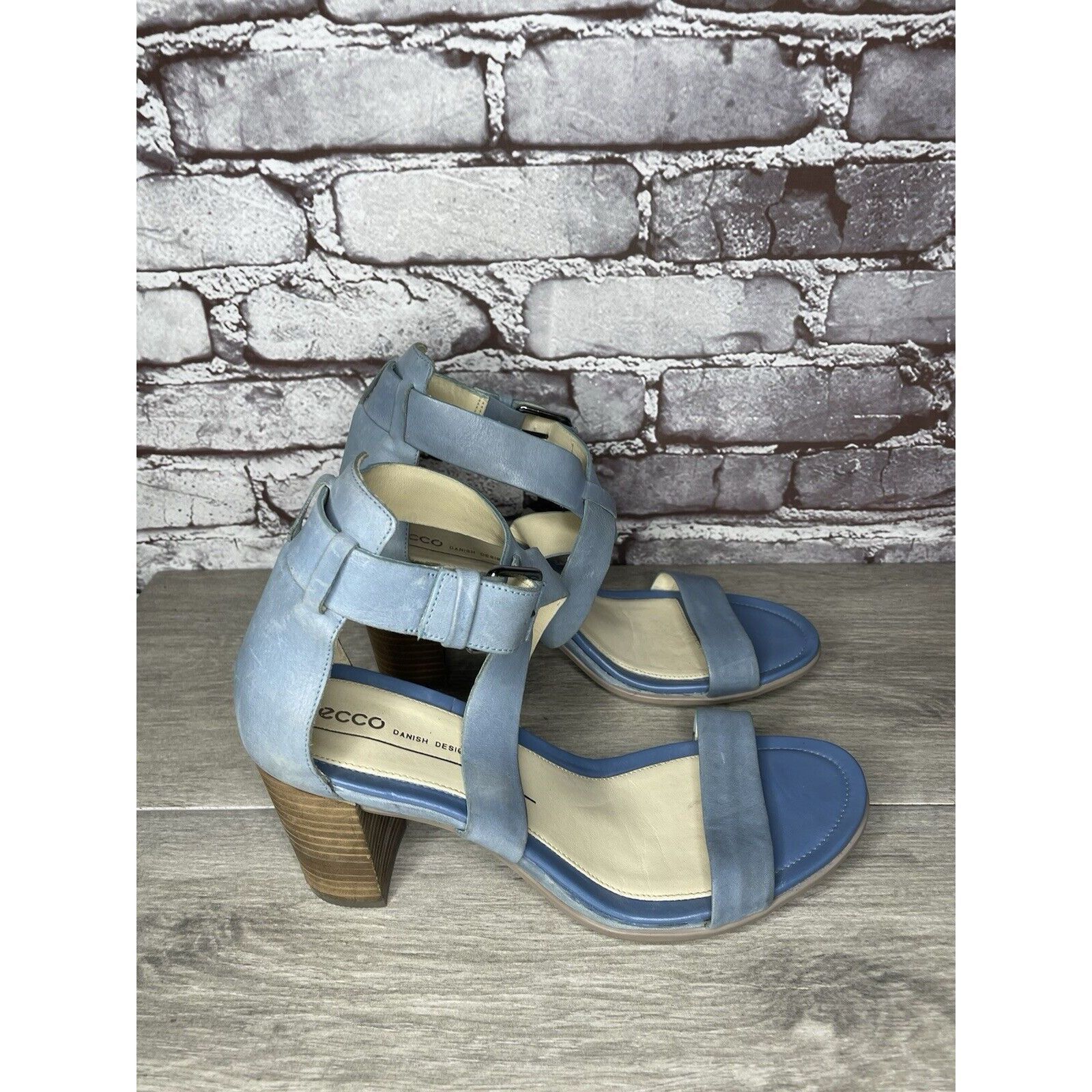 Ecco ECCO DANISH DESIGN Blue Leather Ankle Strappy Stacked Heel S Size US 9.5 / IT 39.5 - 12 Thumbnail