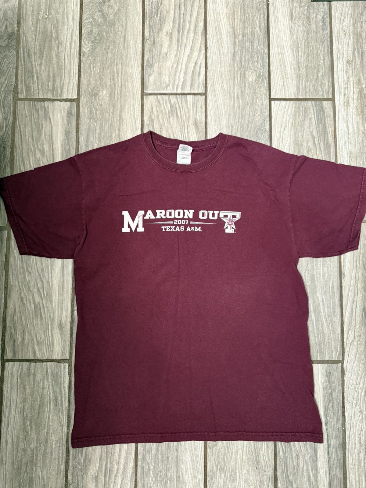 Gildan × NCAA Vintage 2007 Texas A&M University Maroon Out Tee Size US L / EU 52-54 / 3 - 1 Thumbnail