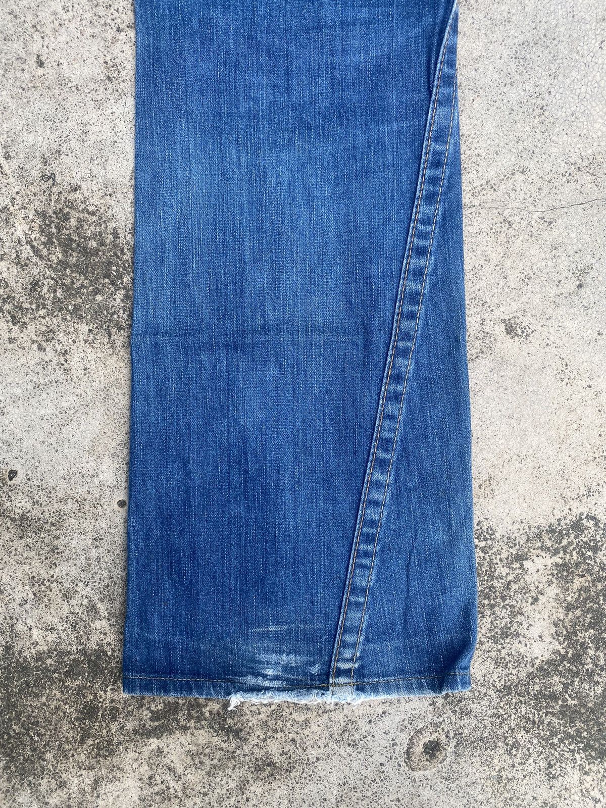 If Six Was Nine × Japanese Brand × True Religion Flare Jeans True Religion Distressed Bootcut Size US 33 - 16 Thumbnail
