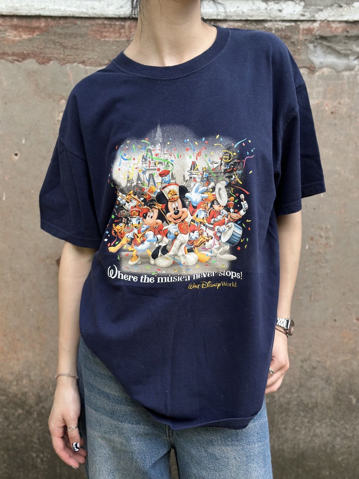 Disney VTG Disney T-shirts Big Logo Disney World Size L Dark Blue Size US L / EU 52-54 / 3 - 4 Thumbnail