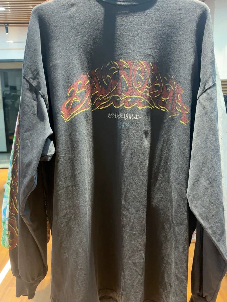 Balenciaga Balenciaga Long Sleeve Base Size US M / EU 48-50 / 2 - 1 Thumbnail