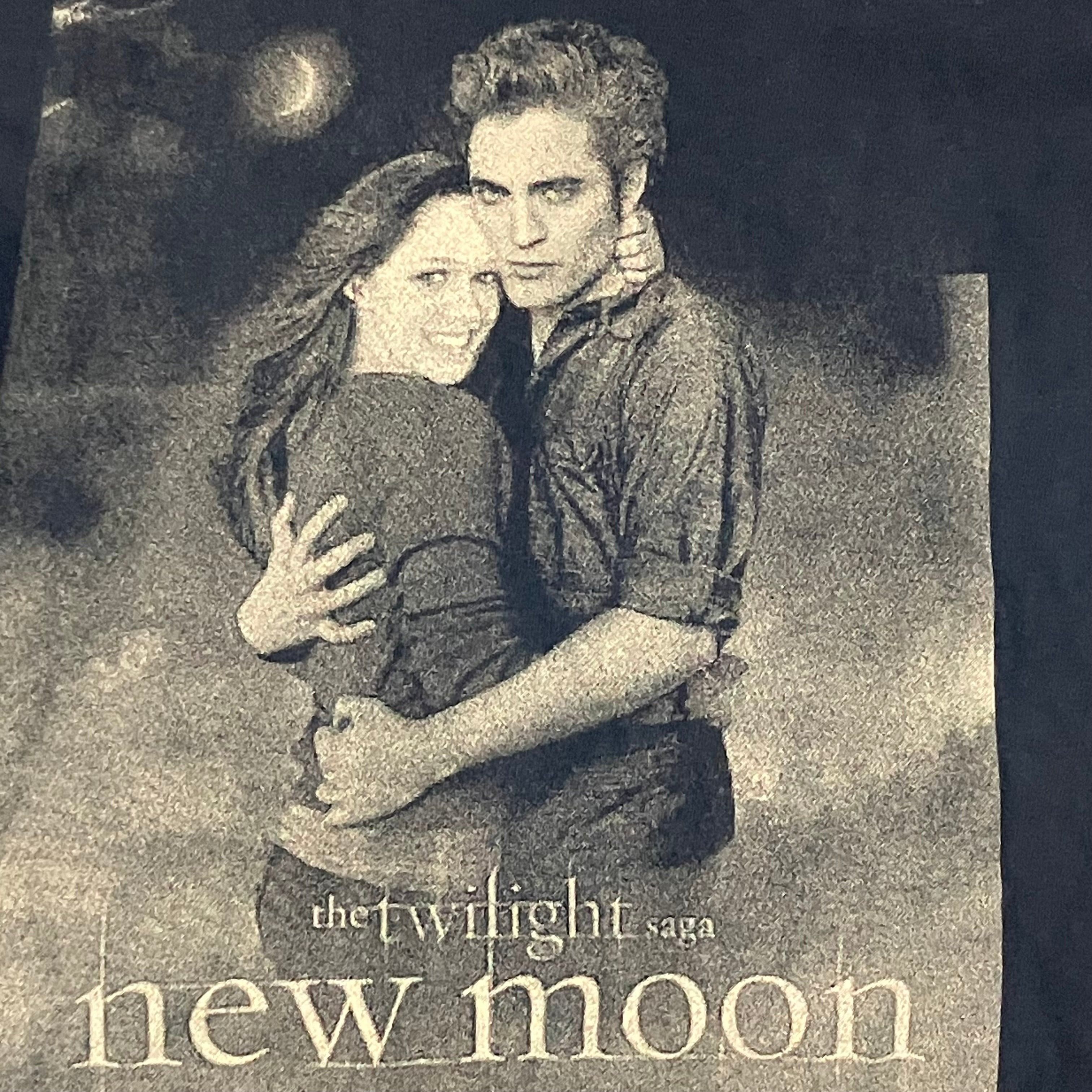 Vintage The Twilight Saga New Moon Movie Promo Tee Size S Size US S / EU 44-46 / 1 - 4 Thumbnail