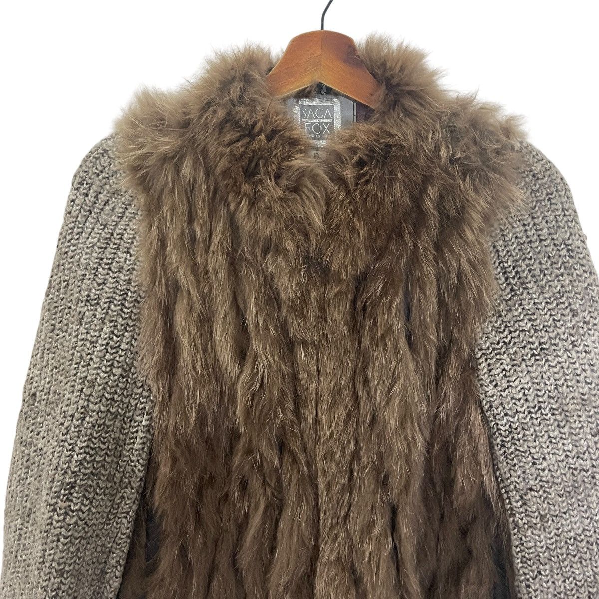 Sagafurs Vintage Saga Fox Fur Jacket Size L / US 10 / IT 46 - 2 Thumbnail