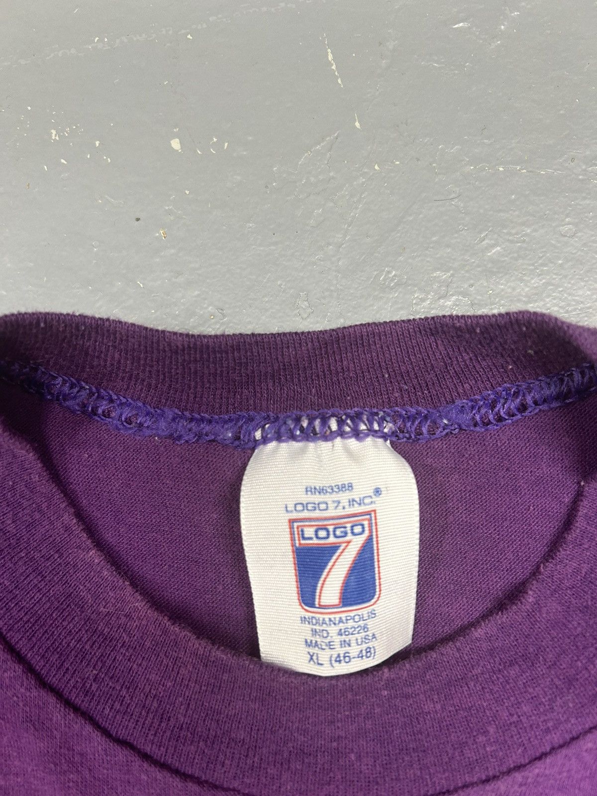 Logo 7 × NBA × Vintage Crazy Vintage 90s Essential Purple LA Lakers NBA Tee Shirt Size US L / EU 52-54 / 3 - 3 Thumbnail
