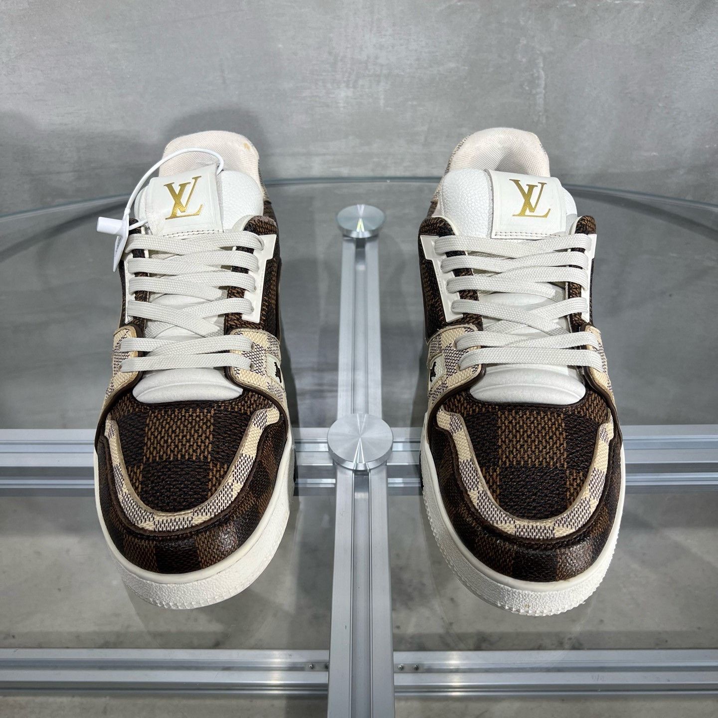Louis Vuitton Louis Vuitton LV Trainer Damier Size US 8 / EU 41 - 1 Thumbnail