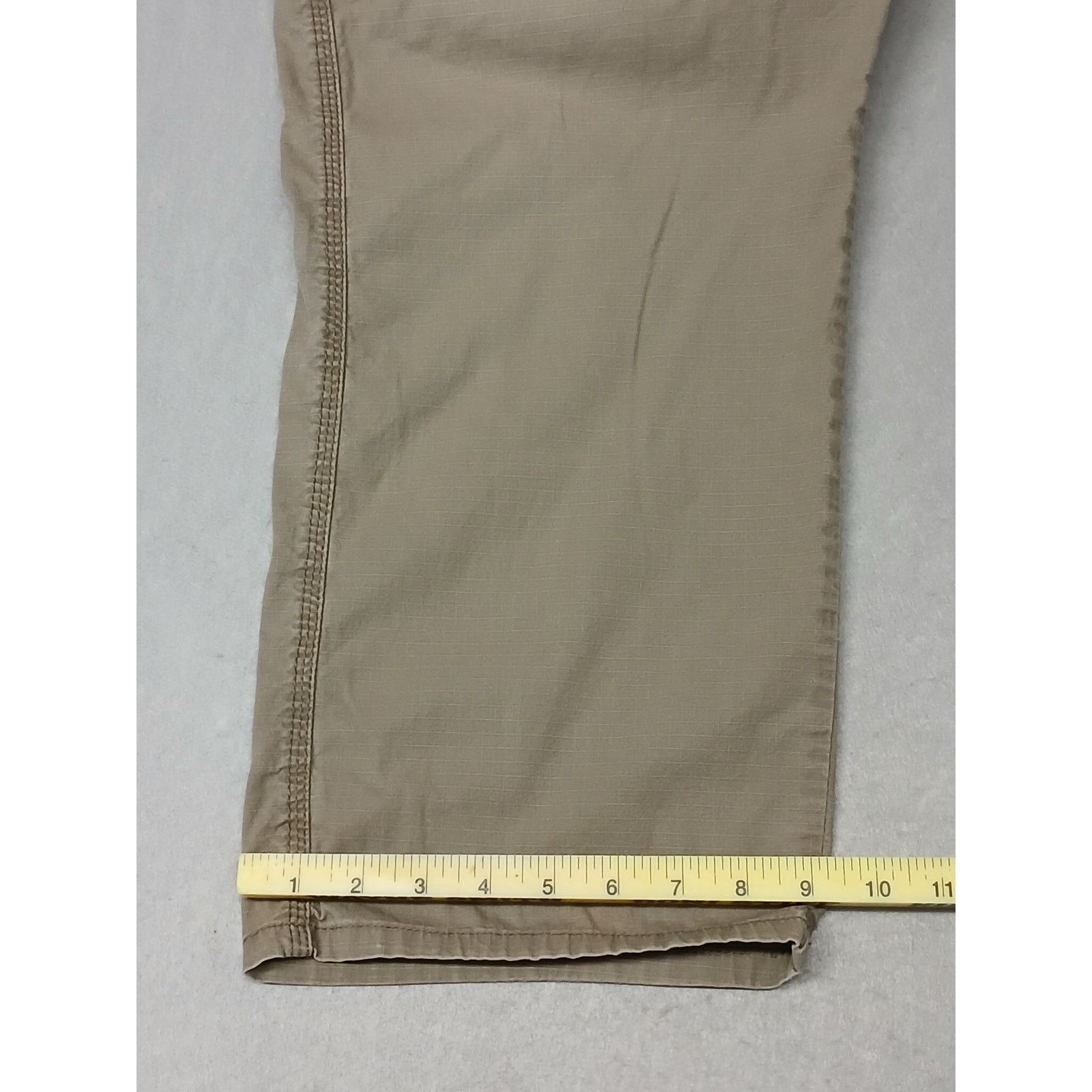 Wrangler Wrangler (36" ) Beige Relaxed Fit Cargo Style Size US 36 / EU 52 - 2 Thumbnail