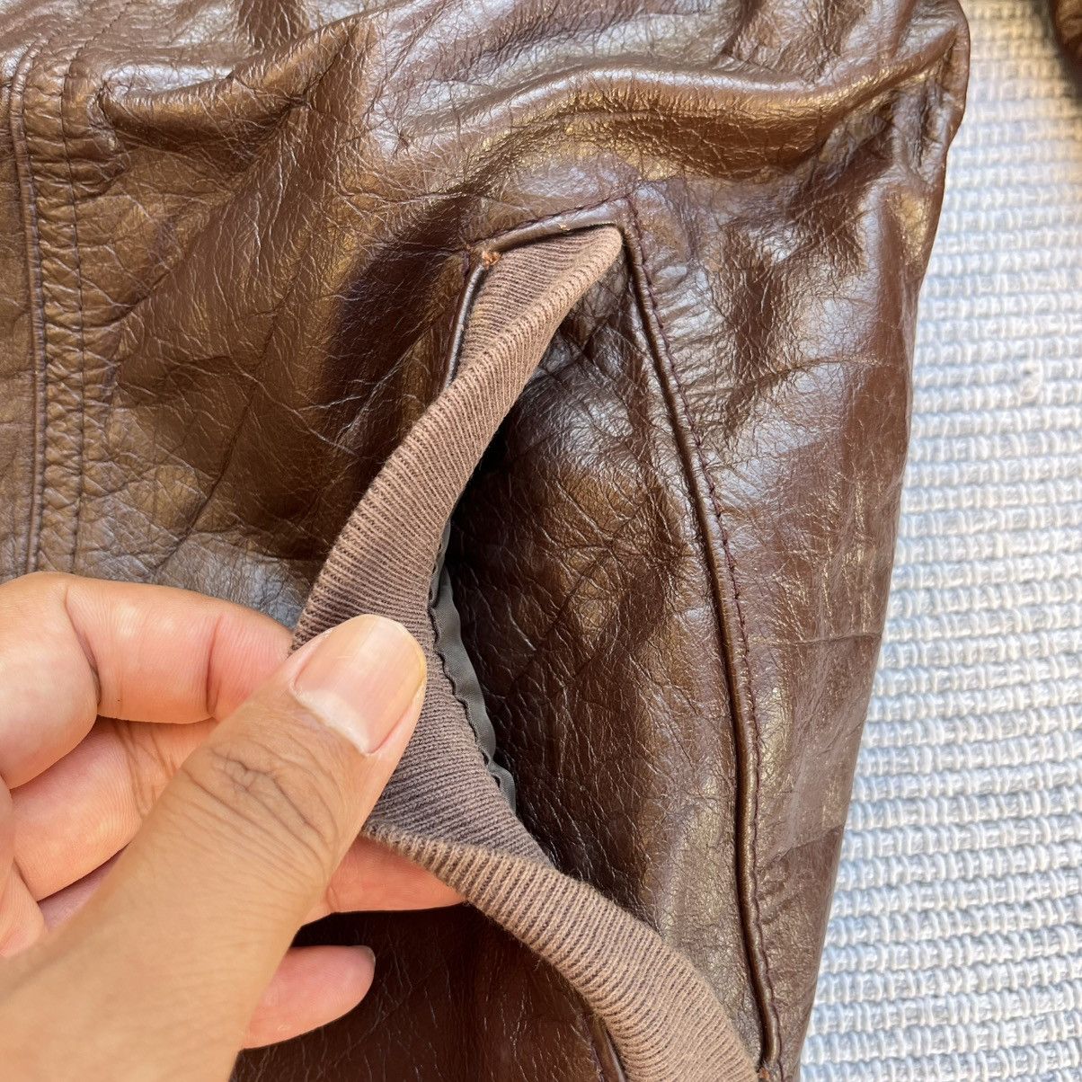 Vintage Vintage leather jacket Size US S / EU 44-46 / 1 - 16 Thumbnail