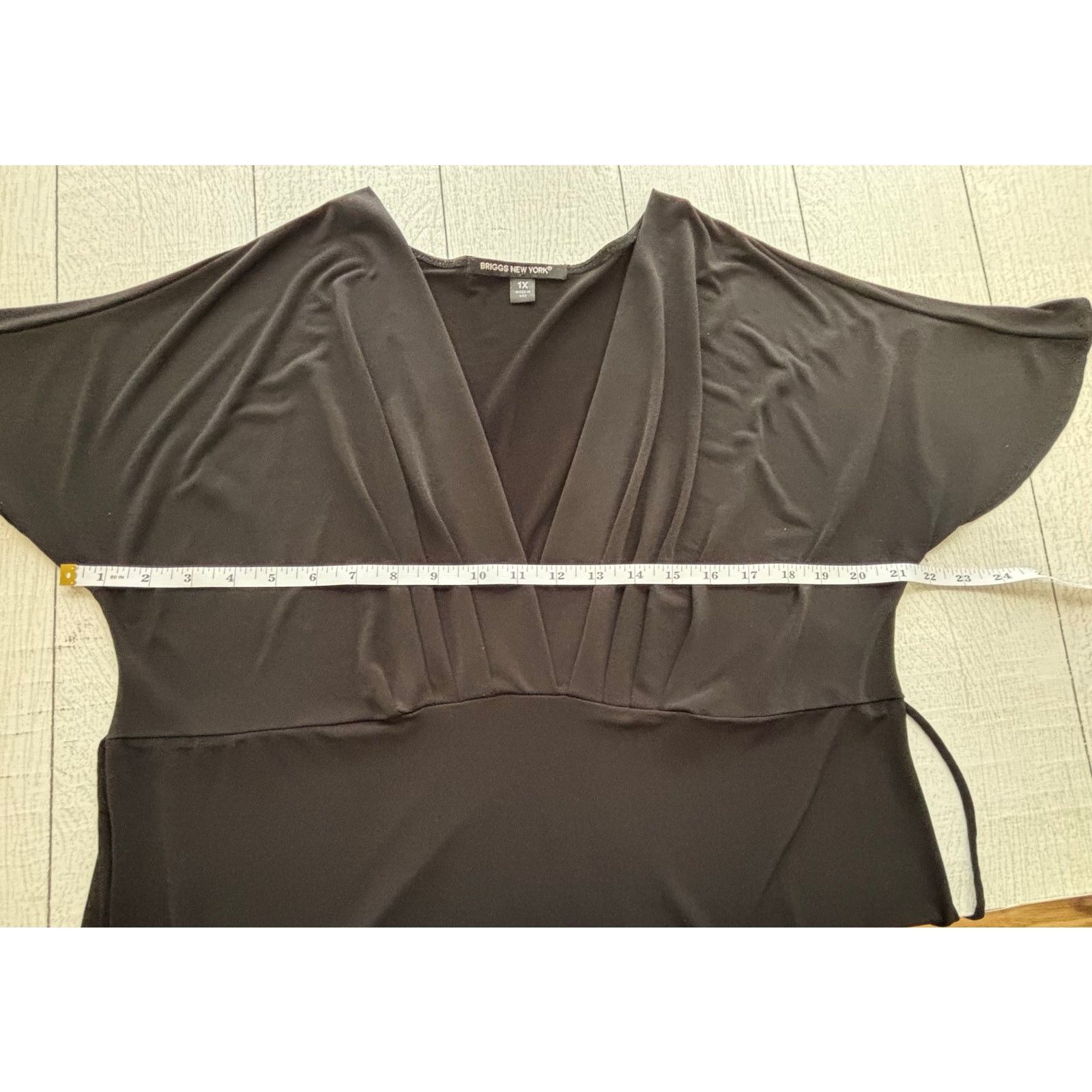 Other Briggs New York Black V-Neck Tie-Back Top Size 1X Size XL / US 12-14 / IT 48-50 - 5 Thumbnail