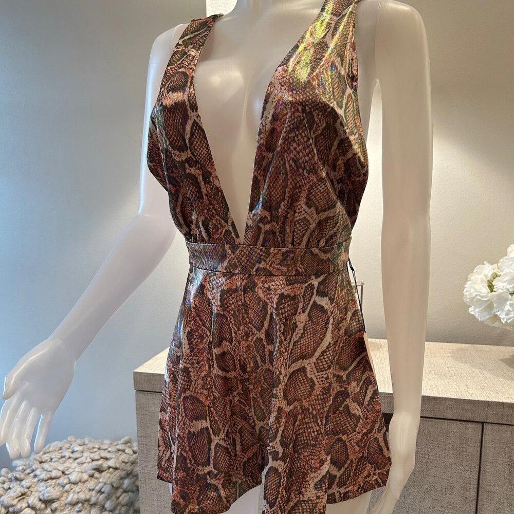Other superdown Holly Deep V Romper Size 28" / US 6 / IT 42 - 3 Thumbnail