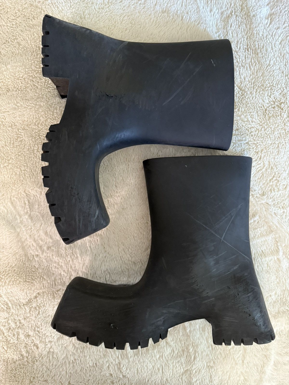 靴 balenciaga 22ss trooper rubber bootie 39 17336688_54475531_600.jpg