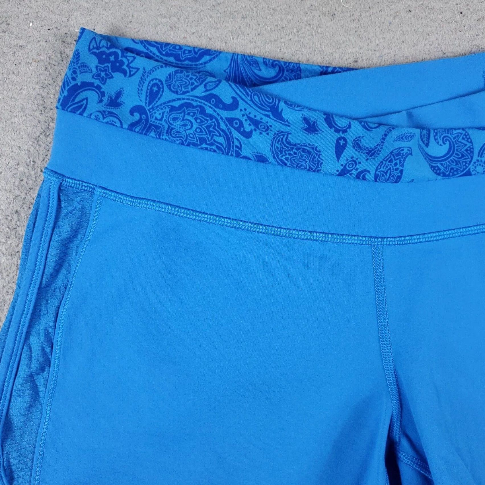 Lululemon Lululemon Womens Shorts 30 Blue Paisley Stretch Active Running Ladies Size 30" / US 8 / IT 44 - 2 Thumbnail