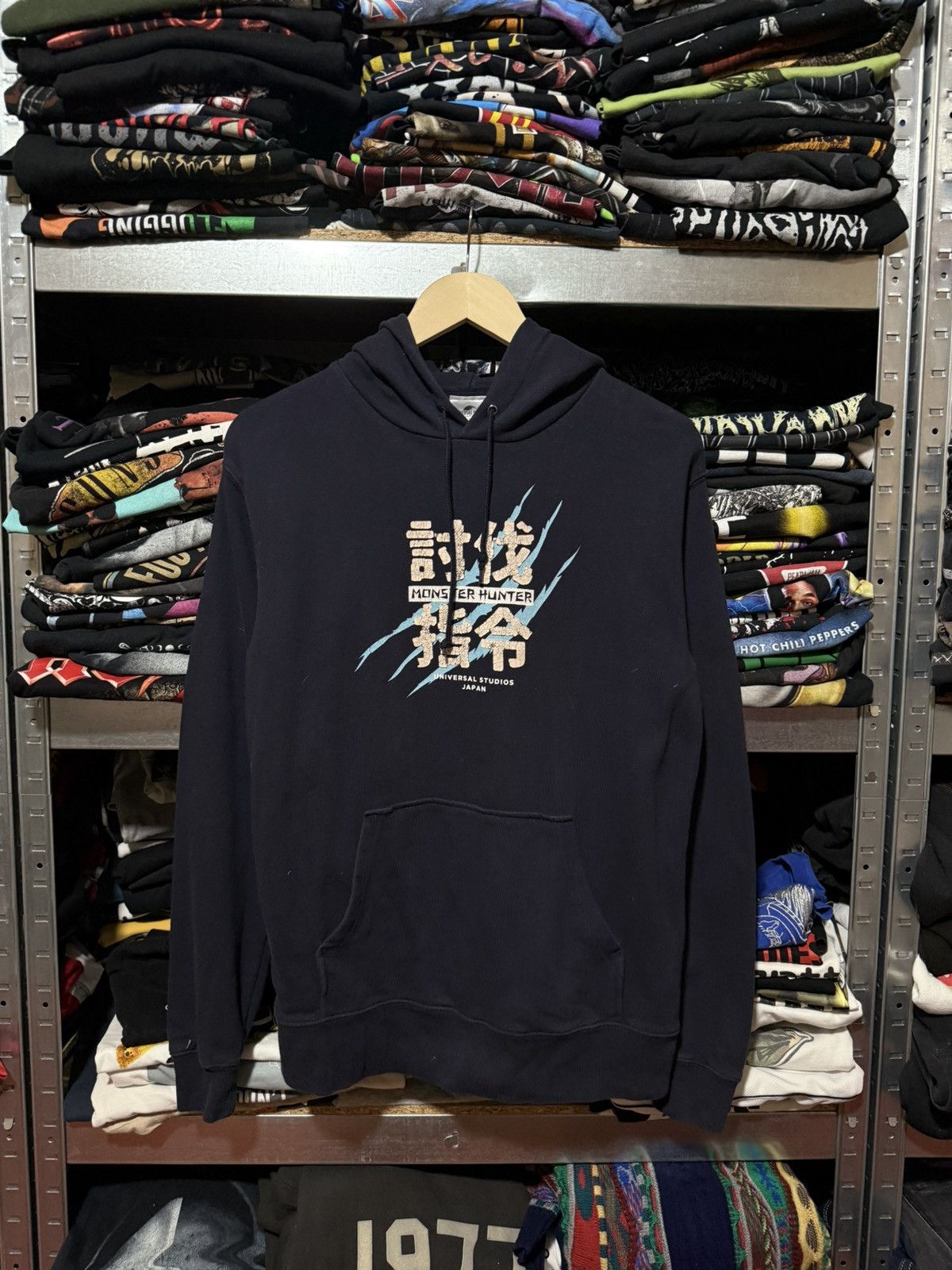 Universal Studios Vintage 2000’s Monster Hunter Universal Studios Japan Hoodie Size US M / EU 48-50 / 2 - 1 Thumbnail