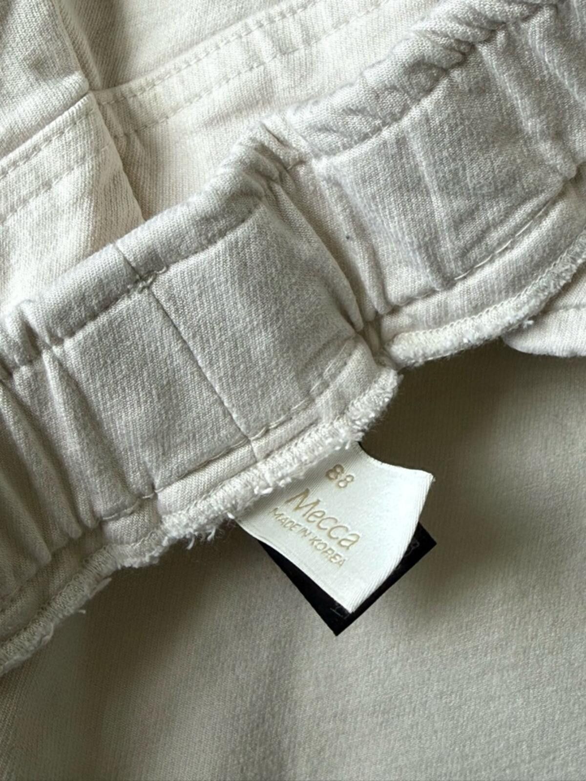 Mecca Mecca / Elastic Waist Straight Crop Raw Hem / Ivory Size 28" / US 6 / IT 42 - 2 Thumbnail