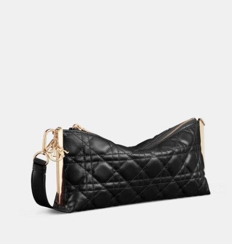 Dior o1w1db10924 Size: OS / Lambskin Club Bag in Black Size ONE SIZE - 1 Thumbnail