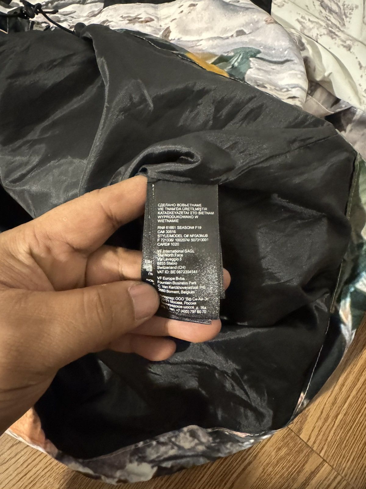 The North Face The North Face X Invincible The Expedition Series Mountain Size US XL / EU 56 / 4 - 13 Thumbnail