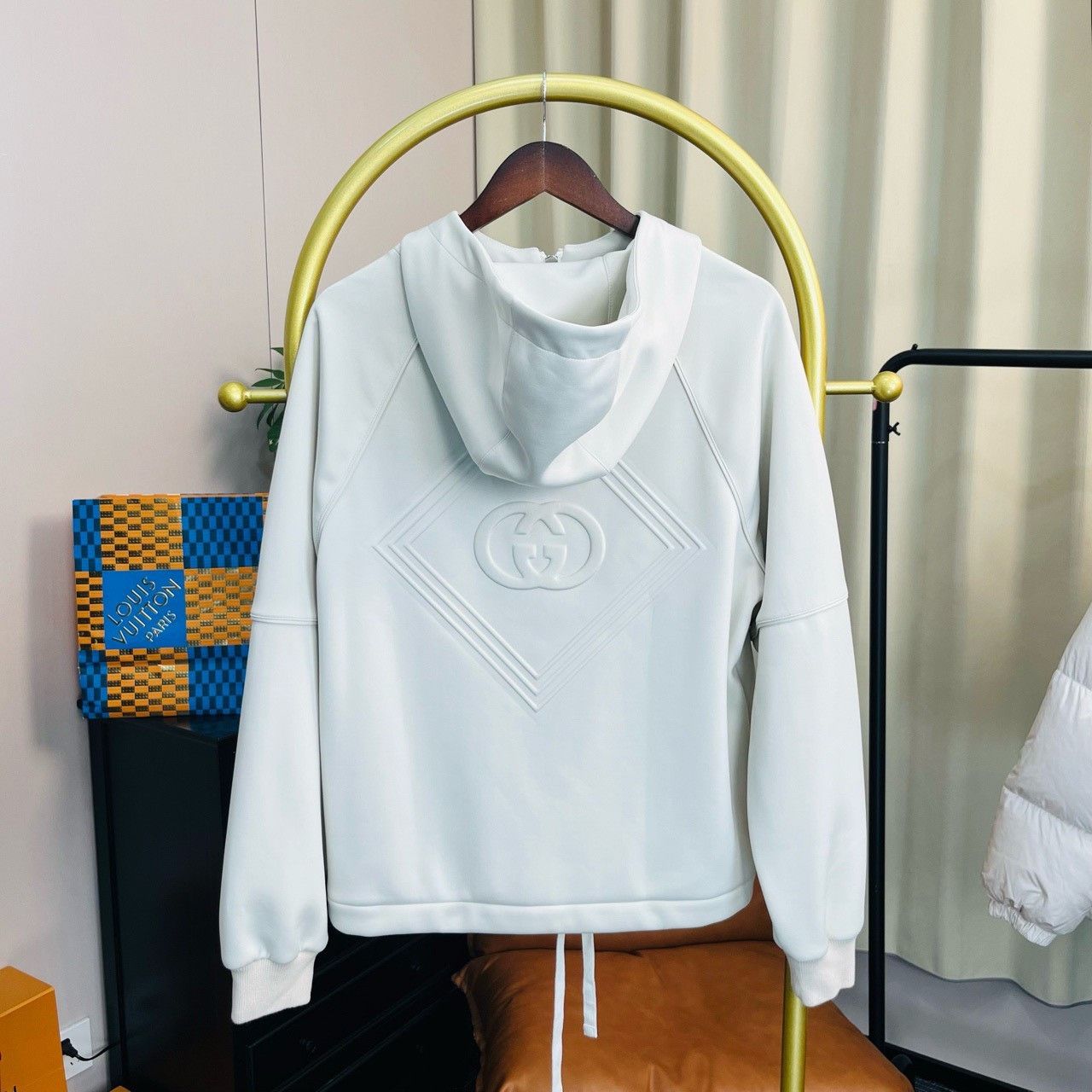 Gucci Gucci White three-dimensional embossed logo zipper hoodie 2 Size US XS / EU 42 / 0 - 2 Thumbnail