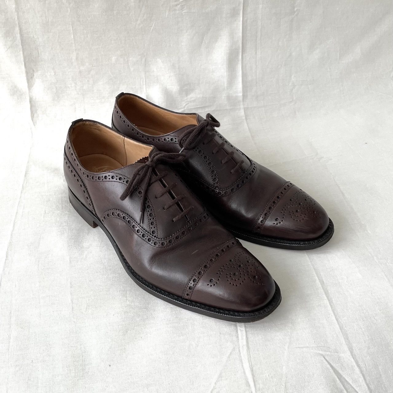 Church's Church's Diplomat Oxford Brogue Custom Grade Made in England Size US 10 / EU 43 - 1 Thumbnail