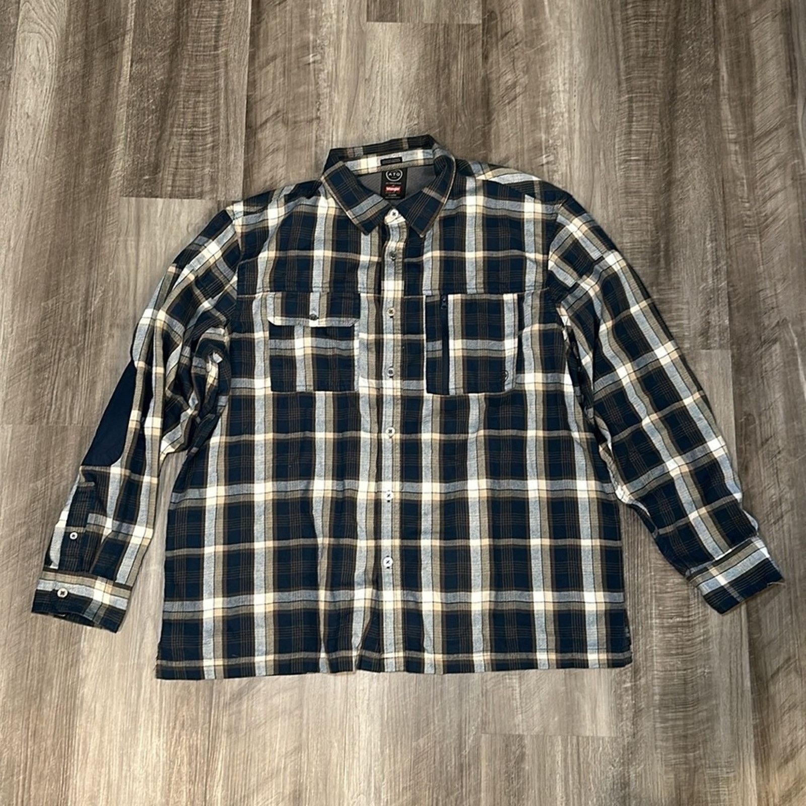 Wrangler Wrangler All Terrain Gear Regular Fit Long Sleeve - XL Size US XL / EU 56 / 4 - 2 Thumbnail