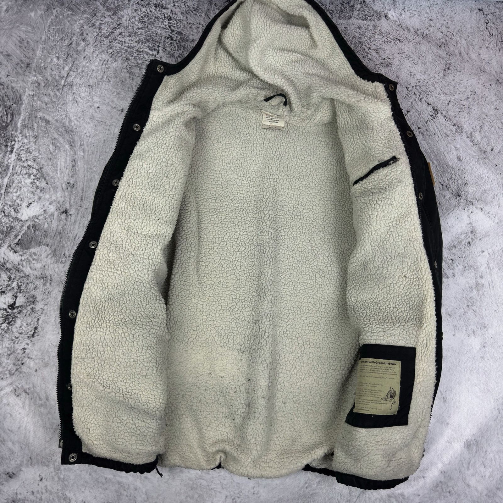 Fjallraven Fjällräven Greenland Winter Mens Black Teddy Fleece Jacket L Size US L / EU 52-54 / 3 - 11 Thumbnail