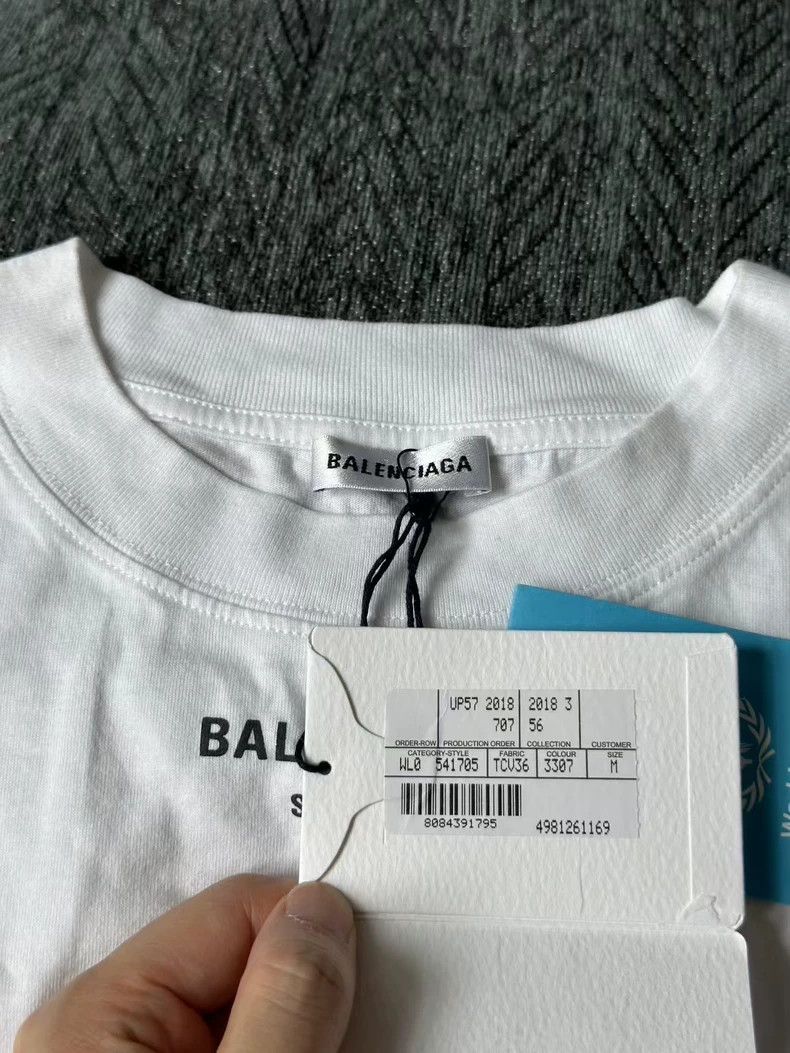 Balenciaga Balenciaga Charity Short Sleeves Size US M / EU 48-50 / 2 - 3 Thumbnail