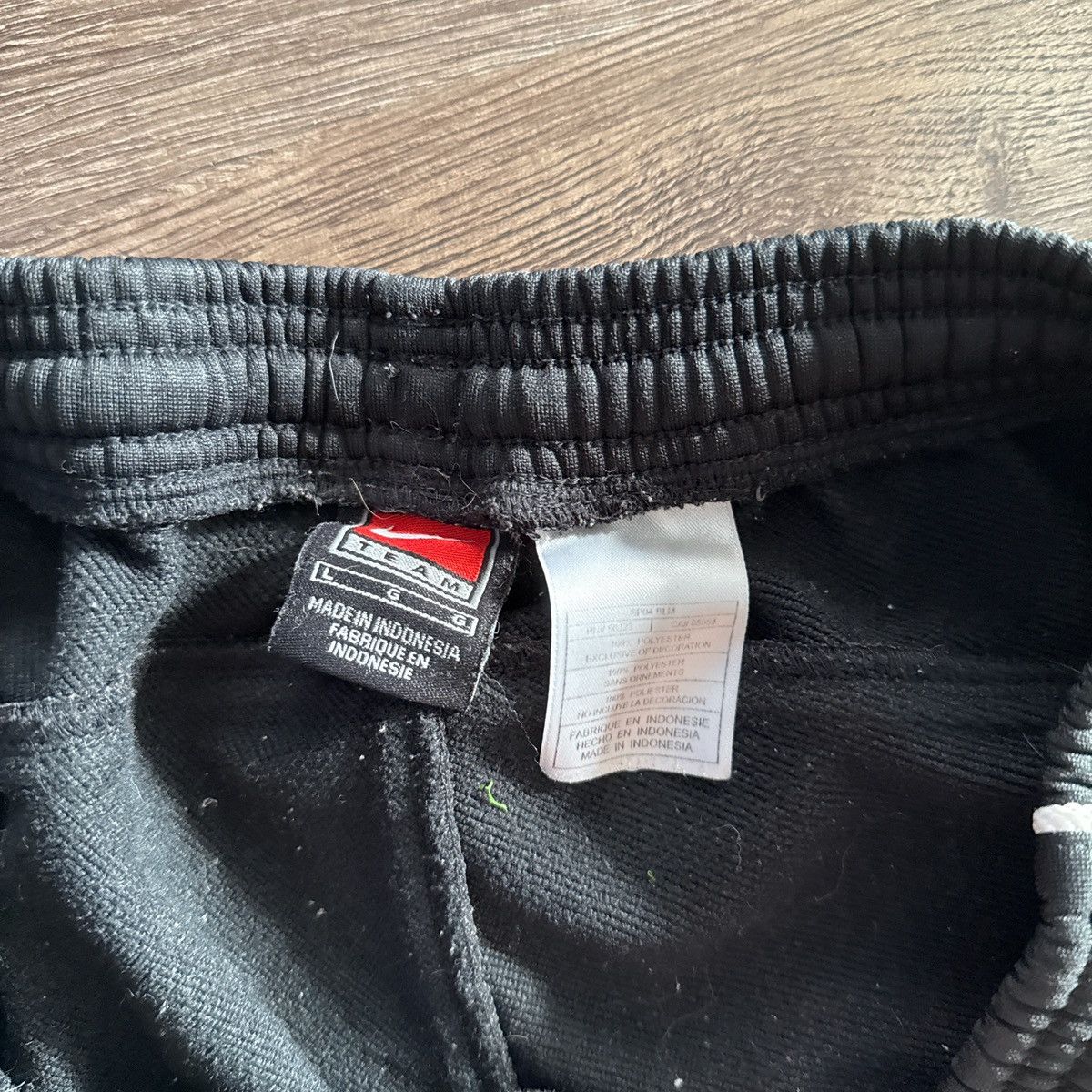 Nike Vintage Nike Track Pants Size US 30 / EU 46 - 4 Thumbnail