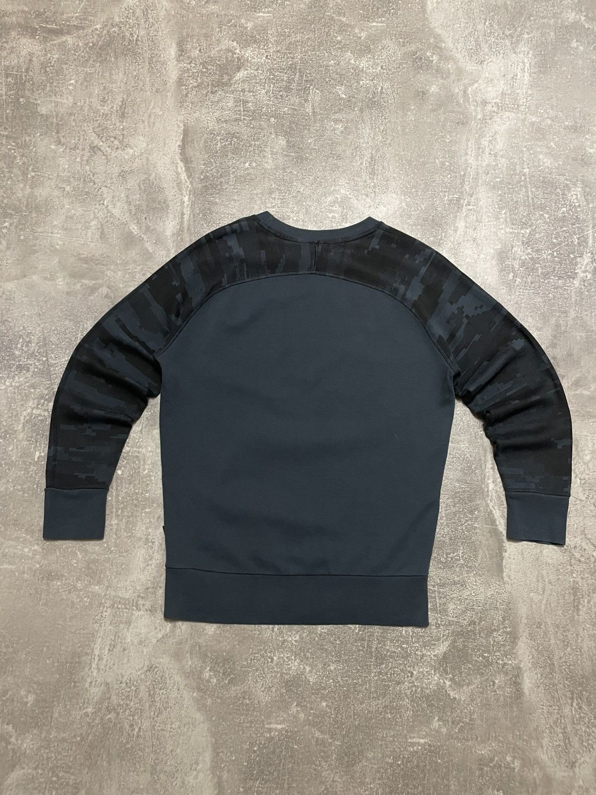 Diesel Vintage Diesel Sweatshirt Crewneck Size US S / EU 44-46 / 1 - 11 Thumbnail
