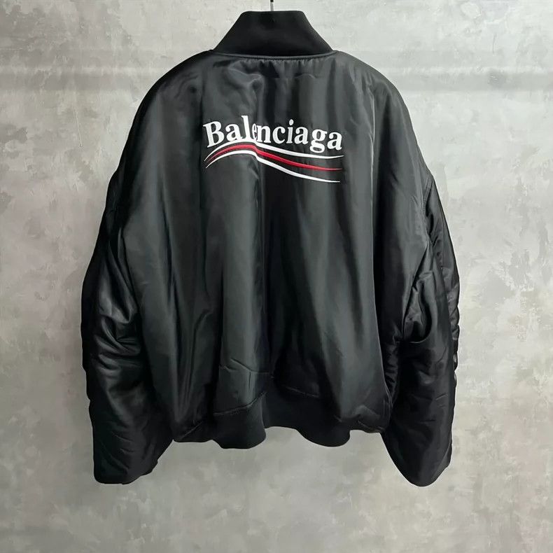 Balenciaga Balenciaga Black monogrammed logo print single-breasted sl Size US M / EU 48-50 / 2 - 2 Thumbnail