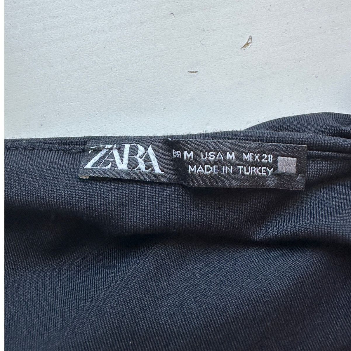 Zara ZARA Black Stretchy Tank Top M Scoop Neck Sleeveless Fitted Size M / US 6-8 / IT 42-44 - 5 Thumbnail